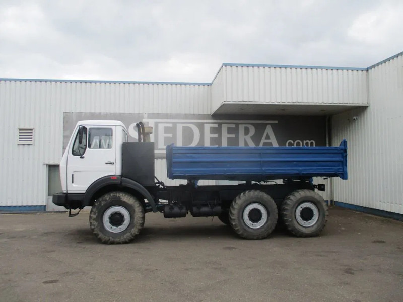 Mercedes-Benz FAP 2026 , V8 , 6X6 , ZF Manual , Spring Suspension , 3 way Tipper, Ex- - Camión volquete: foto 4 Mercedes-Benz FAP 2026 , V8 , 6X6 , ZF Manual , Spring Suspension , 3 way Tipper, Ex- - Camión volquete: foto 4