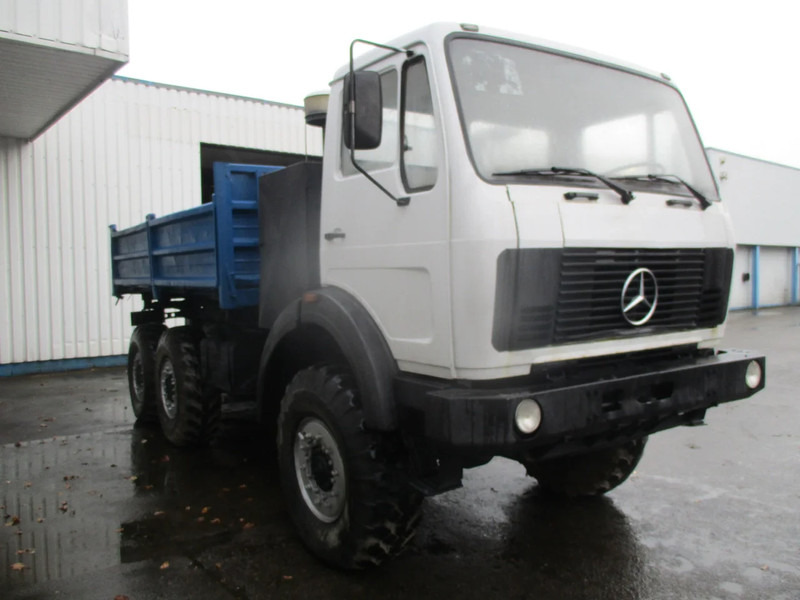 Mercedes-Benz FAP 2026 , V8 , 6x6 , ZF Manual , 3 Way tipper , Spring suspension, Ex - Camión volquete: foto 4 Mercedes-Benz FAP 2026 , V8 , 6x6 , ZF Manual , 3 Way tipper , Spring suspension, Ex - Camión volquete: foto 4