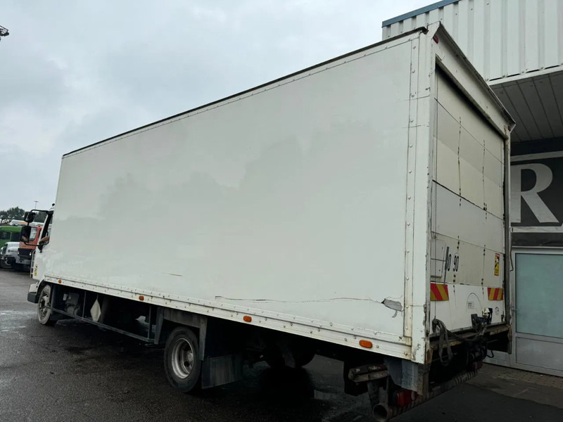 Renault Midlum 180 DXI, Spring Suspension, Drum Brakes - Camión caja cerrada: foto 5 Renault Midlum 180 DXI, Spring Suspension, Drum Brakes - Camión caja cerrada: foto 5