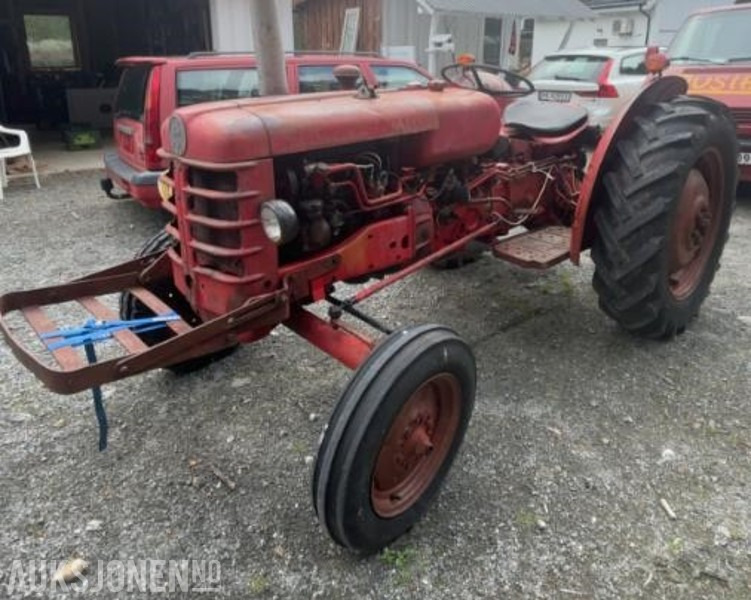 Tractor 1950 Volvo Krabat - traktor: foto 1
