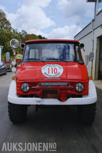 1977 Mercedes-Benz Unimog Brannbil - Camión de bomberos: foto 4 1977 Mercedes-Benz Unimog Brannbil - Camión de bomberos: foto 4