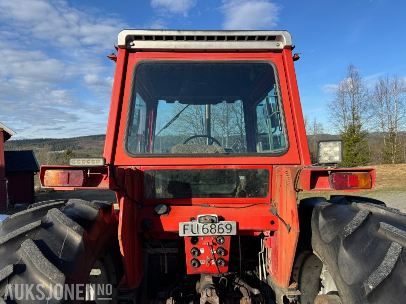 1982 Massey Ferguson MF 590-4 Turbo med Trima laster og skuffe - Tractor: foto 5 1982 Massey Ferguson MF 590-4 Turbo med Trima laster og skuffe - Tractor: foto 5