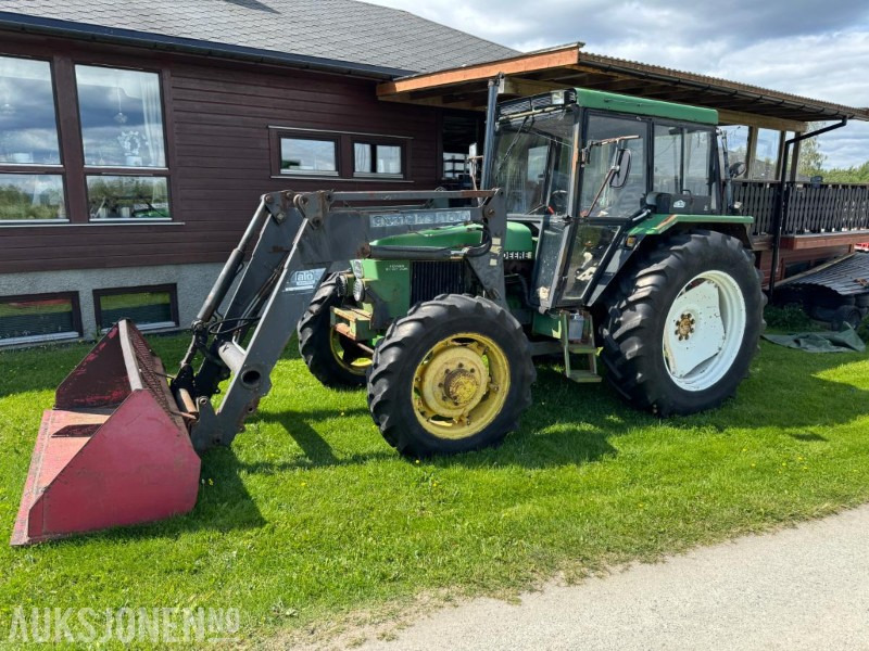 1983 John Deere 2140 SYNCHRON 4X4 LASTER, IKKE MVA - Tractor: foto 1 1983 John Deere 2140 SYNCHRON 4X4 LASTER, IKKE MVA - Tractor: foto 1