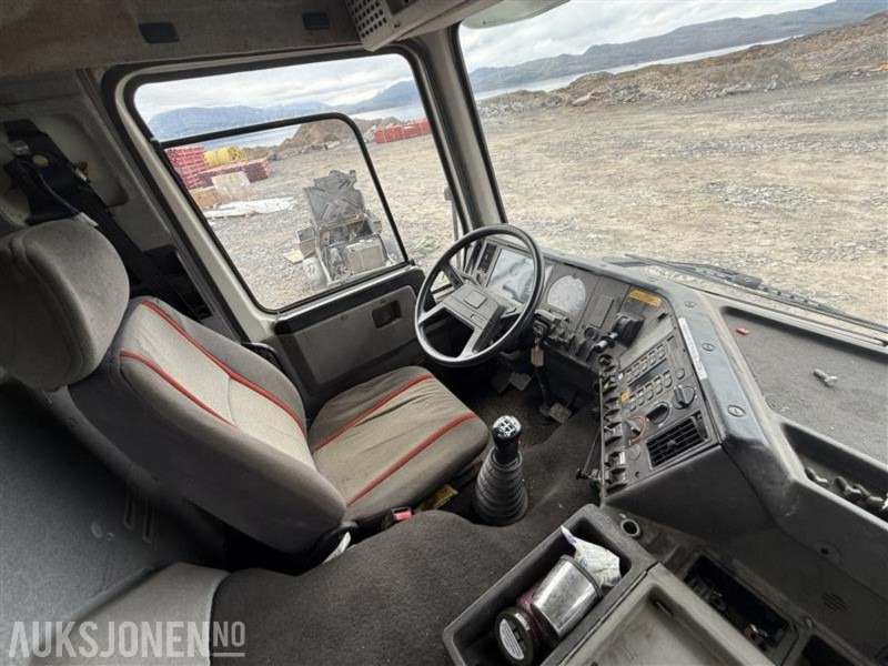 1991 Volvo fl7 tankbil - Camión cisterna: foto 4 1991 Volvo fl7 tankbil - Camión cisterna: foto 4