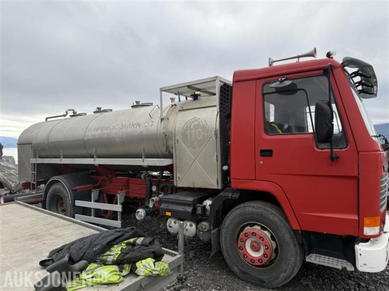 1991 Volvo fl7 tankbil - Camión cisterna: foto 2 1991 Volvo fl7 tankbil - Camión cisterna: foto 2