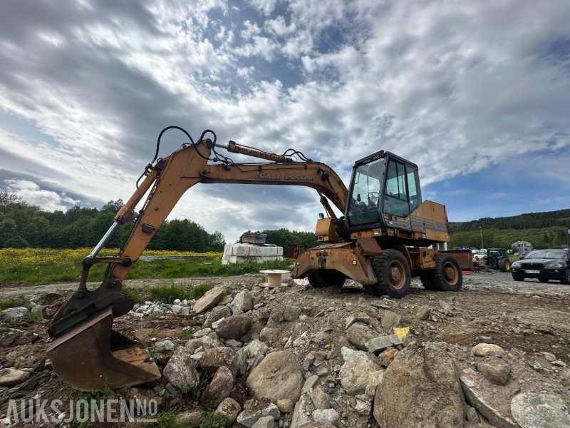 1995 Case Poclain 688B-P hjulgraver med tiltrotator og pusseskuffe - Excavadora: foto 1 1995 Case Poclain 688B-P hjulgraver med tiltrotator og pusseskuffe - Excavadora: foto 1