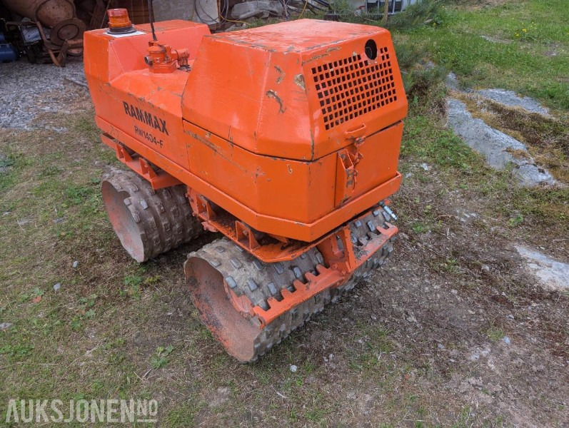 1999 Rammax RW 1404-F - Rodillo: foto 3 1999 Rammax RW 1404-F - Rodillo: foto 3