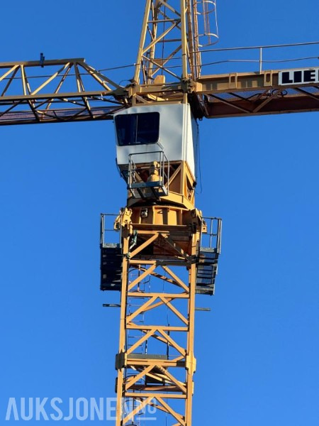 Grúa 2000 Liebherr 280 EC-H 16 Litronic Tårnkran med undervogn på plater: foto 7