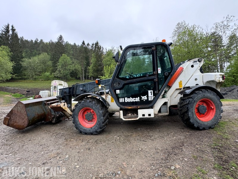 Manipulador telescópico 2005 Bobcat T35120SL Teleskoptruck / Teleskoplaster - 4x4x4 - avvatringssylinder - Støttelabber - Hydraulisk redskapslås - Jibb - Skuffe - 2 stk pallegafler: foto 8