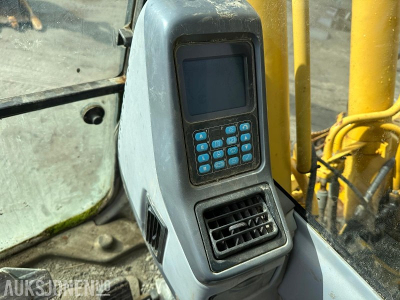 Excavadora 2005 Komatsu PC210LC-7K GRAVEMASKIN - 11000 Timer: foto 9