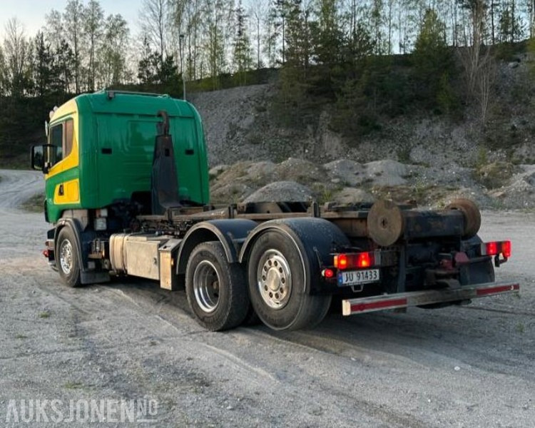 2005 Scania R-serie R580 Palfinger krok Helluft Reparasjonsobjekt - Camión multibasculante: foto 4 2005 Scania R-serie R580 Palfinger krok Helluft Reparasjonsobjekt - Camión multibasculante: foto 4