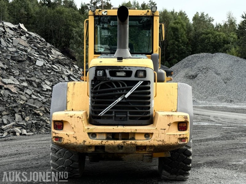 2005 Volvo L90E hjullaster med skuffe / 3. funksjon / pallegaffel - Cargadora de ruedas: foto 4 2005 Volvo L90E hjullaster med skuffe / 3. funksjon / pallegaffel - Cargadora de ruedas: foto 4