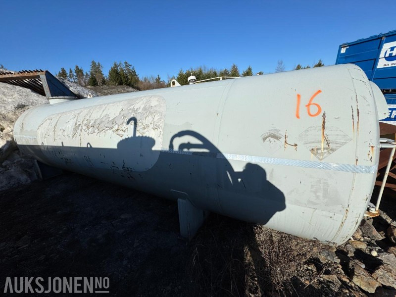 2006 Dieseltank 20m3 med pumpe - Equipo de construcción: foto 4 2006 Dieseltank 20m3 med pumpe - Equipo de construcción: foto 4