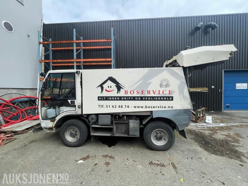 2007 AEBI MFH 5000 FEIE/KOSTEBIL - ROTERENDE FEIEBIL - IVECO MOTOR - KLIMA - 8800 TIMER. - Equipo de construcción: foto 2 2007 AEBI MFH 5000 FEIE/KOSTEBIL - ROTERENDE FEIEBIL - IVECO MOTOR - KLIMA - 8800 TIMER. - Equipo de construcción: foto 2