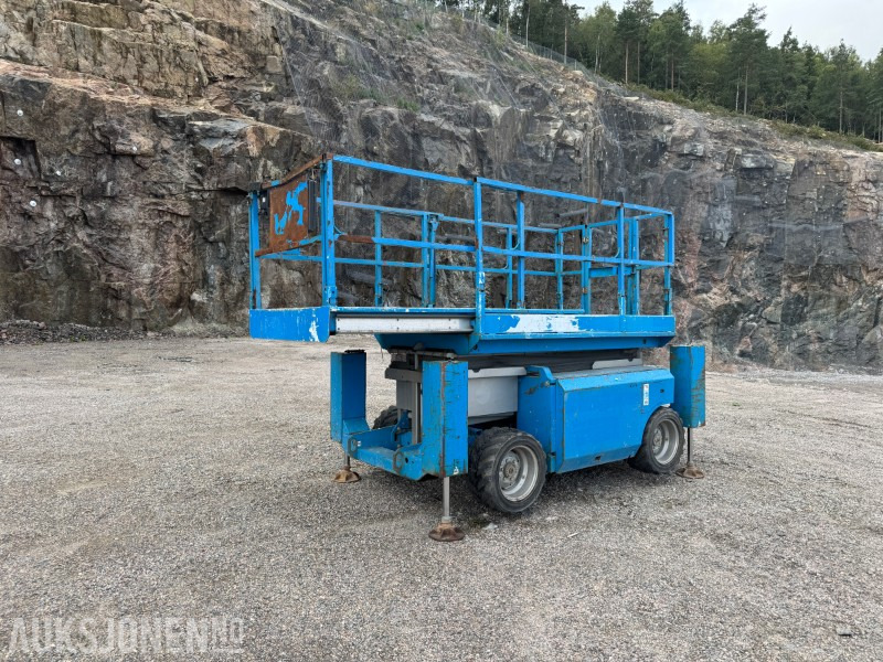 2007 Genie GS-3268 RT 4x4 Diesel Sakselift - Plataforma elevadora: foto 1 2007 Genie GS-3268 RT 4x4 Diesel Sakselift - Plataforma elevadora: foto 1