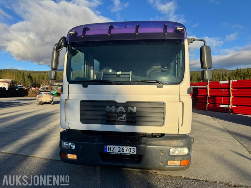 2007 MAN TGL 8.180 4X2 LINJEBIL MED KRAN OG MASSE UTSTYR - Camión caja abierta: foto 3 2007 MAN TGL 8.180 4X2 LINJEBIL MED KRAN OG MASSE UTSTYR - Camión caja abierta: foto 3
