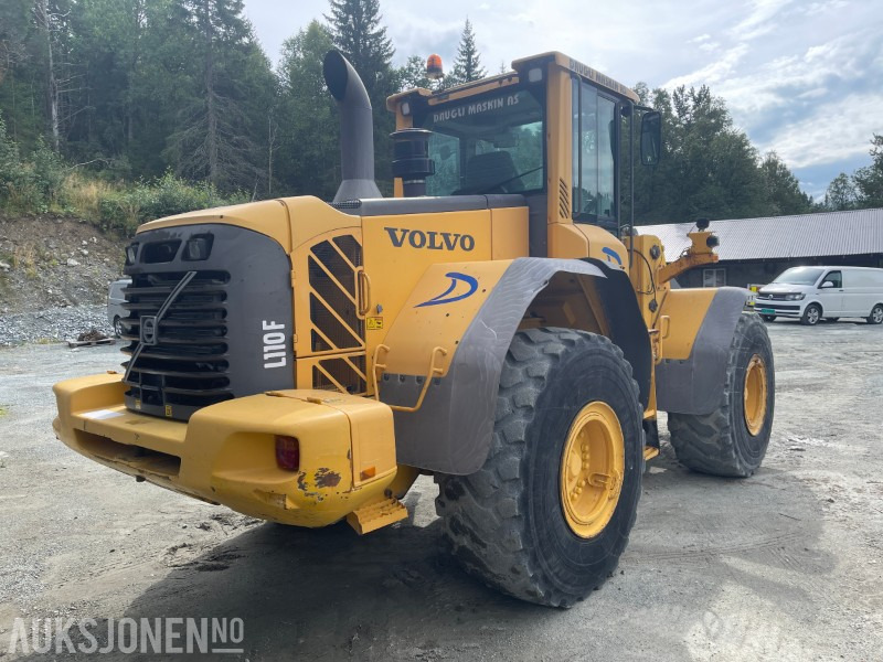 2008 Volvo L110F hjullaster med skuff - sentralsmøring - 3/4 funksjon-Skriver med vekt-kamera - ekstra lys - Cargadora de ruedas: foto 4 2008 Volvo L110F hjullaster med skuff - sentralsmøring - 3/4 funksjon-Skriver med vekt-kamera - ekstra lys - Cargadora de ruedas: foto 4