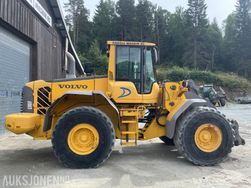 2008 Volvo L110F hjullaster med skuff - sentralsmøring - 3/4 funksjon-Skriver med vekt-kamera - ekstra lys - Cargadora de ruedas: foto 5 2008 Volvo L110F hjullaster med skuff - sentralsmøring - 3/4 funksjon-Skriver med vekt-kamera - ekstra lys - Cargadora de ruedas: foto 5