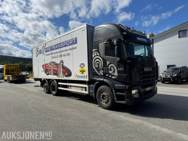 2009 Iveco Stralis 260S56, 560 hk, skapbil m/sideåpning og løftelem - Camión caja cerrada: foto 4 2009 Iveco Stralis 260S56, 560 hk, skapbil m/sideåpning og løftelem - Camión caja cerrada: foto 4