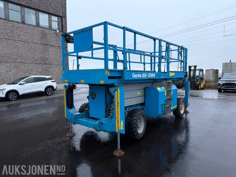 2010 Genie GS-3384RT - 12m sakselift - Plataforma elevadora: foto 4 2010 Genie GS-3384RT - 12m sakselift - Plataforma elevadora: foto 4