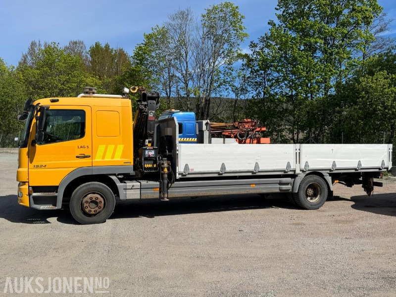 2010 Mercedes-Benz 1524L/54AT Kranbil / HIAB / EU-godkjent - Camión grúa: foto 2 2010 Mercedes-Benz 1524L/54AT Kranbil / HIAB / EU-godkjent - Camión grúa: foto 2