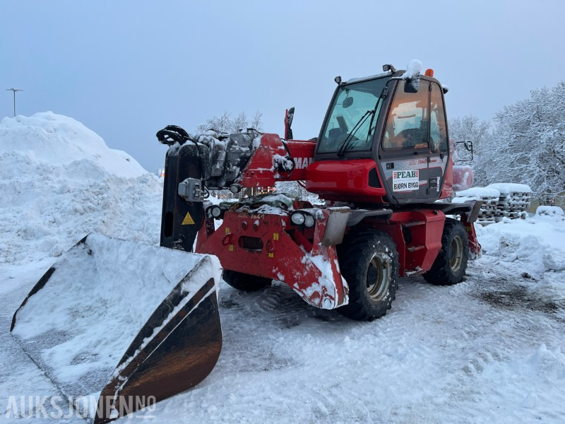 2011 Manitou Easy MRT 1840 Teleskoptruck med sving på hytte, 7368 timer - Manipulador telescópico: foto 1 2011 Manitou Easy MRT 1840 Teleskoptruck med sving på hytte, 7368 timer - Manipulador telescópico: foto 1