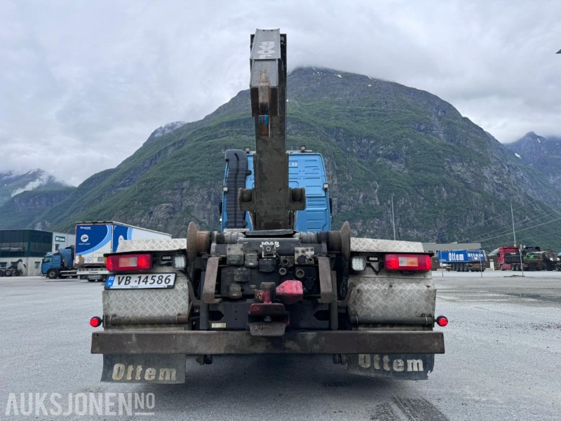 2011 Volvo FH 13 - 540 - Krokbil - Brøyterigget - Fjernstyrt JOAB krokløft - S90 sandstrøere - Camión multibasculante: foto 5 2011 Volvo FH 13 - 540 - Krokbil - Brøyterigget - Fjernstyrt JOAB krokløft - S90 sandstrøere - Camión multibasculante: foto 5