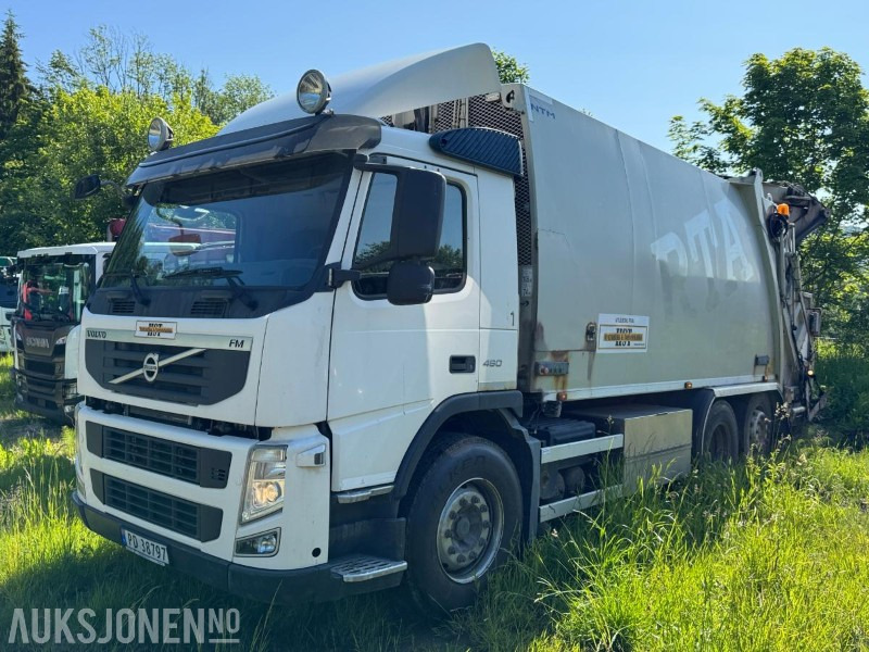 2011 Volvo FM6X2 komprimatorbil med kran / EU-godkjent - Camión de basura: foto 1 2011 Volvo FM6X2 komprimatorbil med kran / EU-godkjent - Camión de basura: foto 1