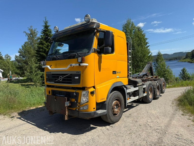 2012 Volvo FH540 8x4 brøyterigget Krokbil rep objekt - Camión multibasculante: foto 1 2012 Volvo FH540 8x4 brøyterigget Krokbil rep objekt - Camión multibasculante: foto 1