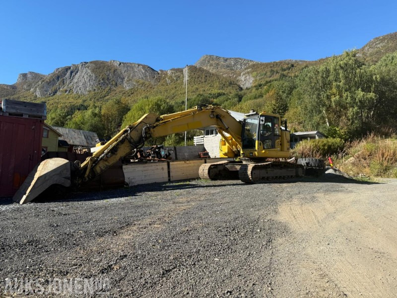 2013 Komatsu PC 228 korthekker - Excavadora: foto 2 2013 Komatsu PC 228 korthekker - Excavadora: foto 2
