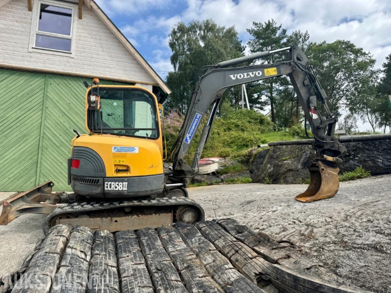 2013 Volvo ECR58 - Gravemaskin - Tiltrotator - 3. Skuffer - Sertifisert - Timer: 6477 - Miniexcavadora: foto 5 2013 Volvo ECR58 - Gravemaskin - Tiltrotator - 3. Skuffer - Sertifisert - Timer: 6477 - Miniexcavadora: foto 5