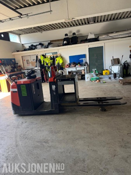 2014 BT OSE250 PLUKKTRUCK - Recoge pedidos: foto 1 2014 BT OSE250 PLUKKTRUCK - Recoge pedidos: foto 1