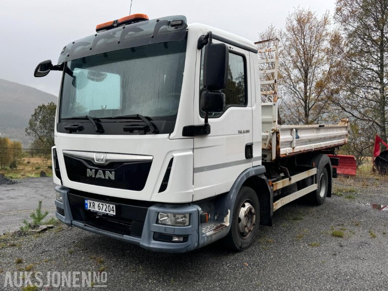 2014 MAN TGL 8.180 Tippbil - Treveistipp - Euro 6 - Gått 150.000 km - Nylig EU godkjent - Camión volquete: foto 1 2014 MAN TGL 8.180 Tippbil - Treveistipp - Euro 6 - Gått 150.000 km - Nylig EU godkjent - Camión volquete: foto 1