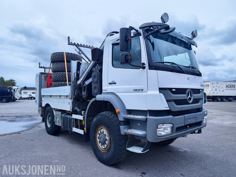2014 Mercedes-Benz AXOR 1829 PLANBIL MED KRAN 14TM HIAB XS 144 HIPRO - Camión grúa: foto 5 2014 Mercedes-Benz AXOR 1829 PLANBIL MED KRAN 14TM HIAB XS 144 HIPRO - Camión grúa: foto 5