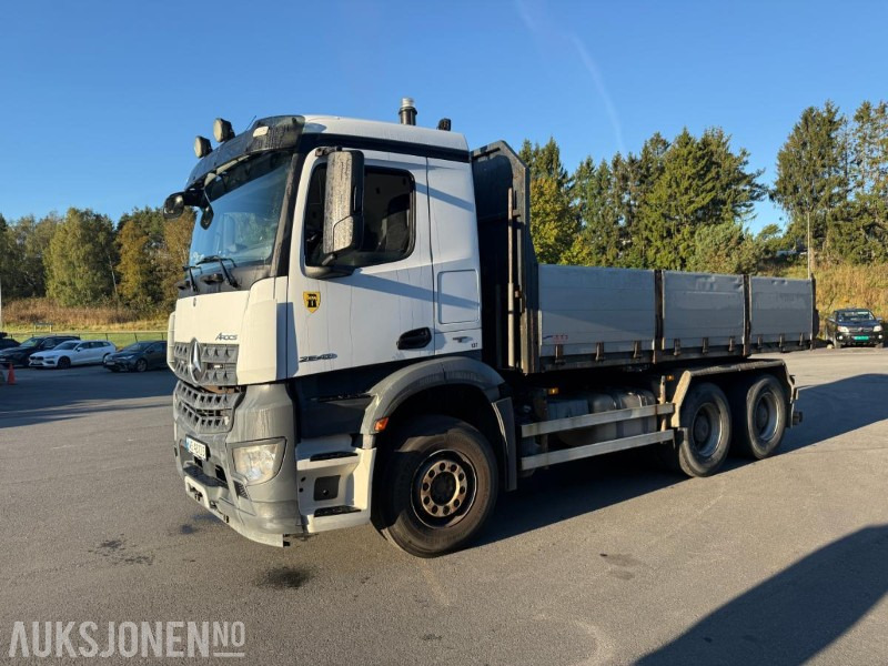 2015 Mercedes-Benz AROCS 6X4 TIPPBIL SERVICEHISTORIKK TANDEM 2 SETT DEKK. - Camión volquete: foto 1 2015 Mercedes-Benz AROCS 6X4 TIPPBIL SERVICEHISTORIKK TANDEM 2 SETT DEKK. - Camión volquete: foto 1