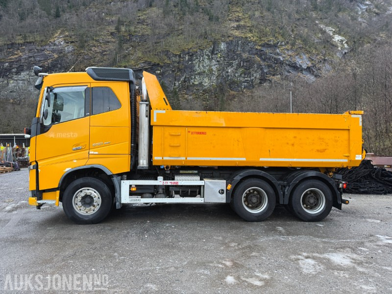 2015 Volvo FH 16 663 hk 6X4 tippbil km.stand 368689 - Eu-godkjent - Camión volquete: foto 2 2015 Volvo FH 16 663 hk 6X4 tippbil km.stand 368689 - Eu-godkjent - Camión volquete: foto 2