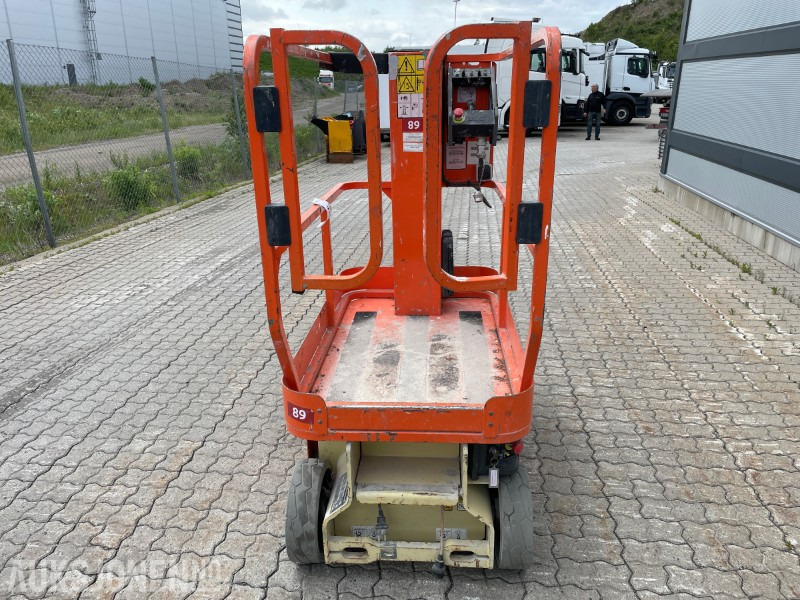 2016 JLG 1230 ES Mastelift med 5,5 m arbeidshøyde - Plataforma elevadora: foto 4 2016 JLG 1230 ES Mastelift med 5,5 m arbeidshøyde - Plataforma elevadora: foto 4