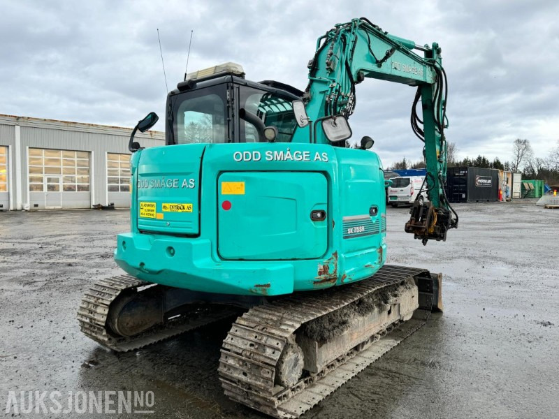 2016 Kobelco SK75SR-3E - 8 tonns gravemaskin - Tiltrotator - Pusskuffe - Bunkringspumpe - sentralsmøring - Sertifisert - Excavadora: foto 4 2016 Kobelco SK75SR-3E - 8 tonns gravemaskin - Tiltrotator - Pusskuffe - Bunkringspumpe - sentralsmøring - Sertifisert - Excavadora: foto 4
