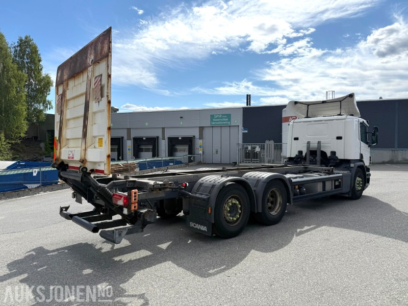 2016 Scania P410, containerbil, baklem, multiratt, cruise, ryggekamera - Camión portacontenedore/ Intercambiable: foto 5 2016 Scania P410, containerbil, baklem, multiratt, cruise, ryggekamera - Camión portacontenedore/ Intercambiable: foto 5