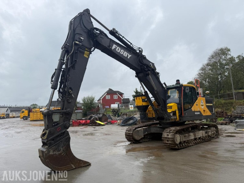 2016 VOLVO EC300EL BELTEGRAVER M/BORTÅRN - ENGCON TILTROTATOR - MASKINSTYRING - SENTRALSMØRING. - Excavadora: foto 1 2016 VOLVO EC300EL BELTEGRAVER M/BORTÅRN - ENGCON TILTROTATOR - MASKINSTYRING - SENTRALSMØRING. - Excavadora: foto 1