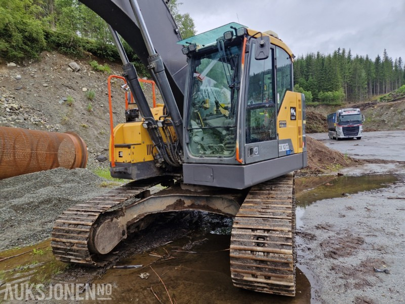 2016 Volvo EC235EL Beltegraver - tiltrotator - GPS - Skuffe - Excavadora: foto 4 2016 Volvo EC235EL Beltegraver - tiltrotator - GPS - Skuffe - Excavadora: foto 4