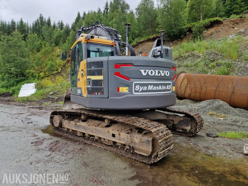 2016 Volvo EC235EL Beltegraver - tiltrotator - GPS - Skuffe - Excavadora: foto 2 2016 Volvo EC235EL Beltegraver - tiltrotator - GPS - Skuffe - Excavadora: foto 2