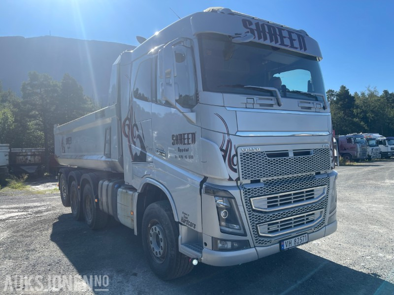 2016 Volvo FH16 FH750 8x4 tippbil - Camión volquete: foto 2 2016 Volvo FH16 FH750 8x4 tippbil - Camión volquete: foto 2