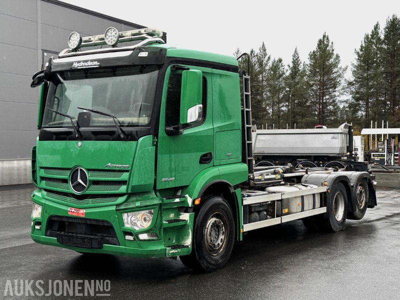 2017 MERCEDES-BENZ ACTROS 2546 6X2 KROKBIL JOAB EURO6 RETARDER VBG KAMERA LUFTFJÆRING - Camión multibasculante: foto 1 2017 MERCEDES-BENZ ACTROS 2546 6X2 KROKBIL JOAB EURO6 RETARDER VBG KAMERA LUFTFJÆRING - Camión multibasculante: foto 1