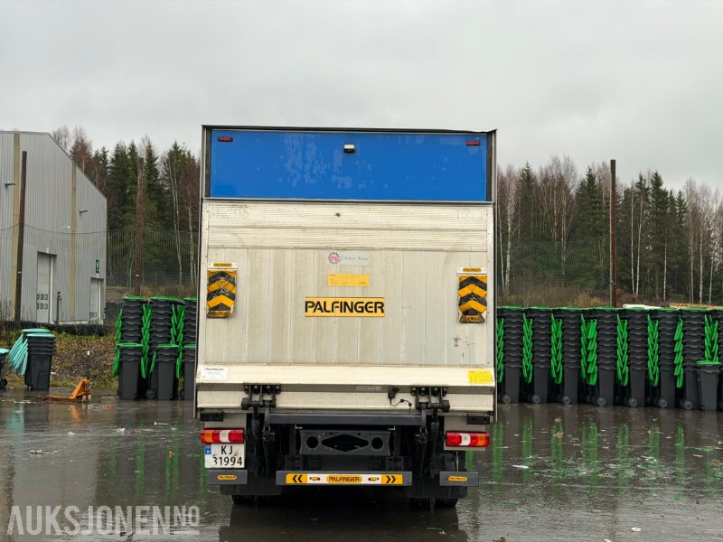 2017 Mercedes-Benz ATEGO 818 L skapbil | Palfinger lift | Ulefoss skap - Camión caja cerrada: foto 4 2017 Mercedes-Benz ATEGO 818 L skapbil | Palfinger lift | Ulefoss skap - Camión caja cerrada: foto 4