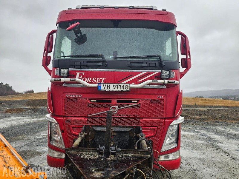 2017 Volvo FH 540 Tippbil med full brøytehydraulikk og planvibrator -Nye dekk for sesong(!!) - Camión volquete: foto 3 2017 Volvo FH 540 Tippbil med full brøytehydraulikk og planvibrator -Nye dekk for sesong(!!) - Camión volquete: foto 3