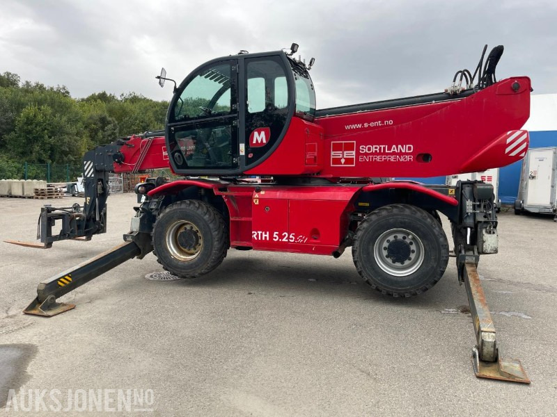 2018 Magni RTH 5.25 SH rundtomsvingende teleskoptruck med mye utstyr, 3602 timer - Manipulador telescópico: foto 3 2018 Magni RTH 5.25 SH rundtomsvingende teleskoptruck med mye utstyr, 3602 timer - Manipulador telescópico: foto 3
