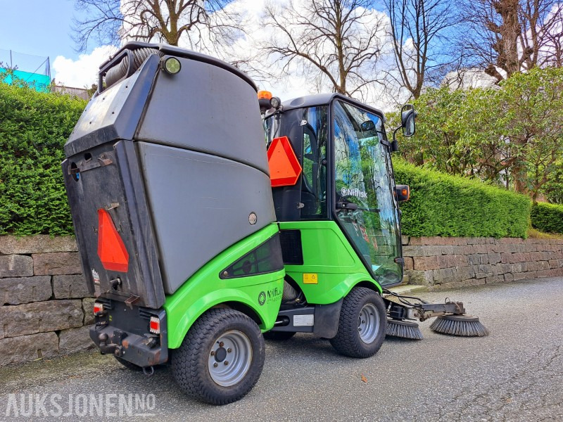 2018 Nilfisk Cityranger 2250 Feiemaskin m/kost og oppsamlerkasse, 2196 timer - Equipo de construcción: foto 3 2018 Nilfisk Cityranger 2250 Feiemaskin m/kost og oppsamlerkasse, 2196 timer - Equipo de construcción: foto 3