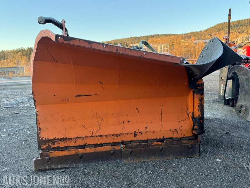 2018 Tellefsdal V90 V-plog / 3200 - Equipo de construcción: foto 1 2018 Tellefsdal V90 V-plog / 3200 - Equipo de construcción: foto 1