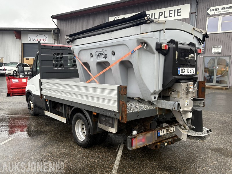 2019 Iveco Daily planbil m/ Hilltip IceStriker og Western Wide-Out brøyteplog - Camión caja abierta: foto 4 2019 Iveco Daily planbil m/ Hilltip IceStriker og Western Wide-Out brøyteplog - Camión caja abierta: foto 4